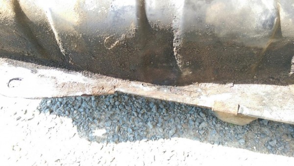 IMAG4662.jpg (260.32 Kio) Vu 6685 fois détail de la corrosion sur la pliure du réservoir