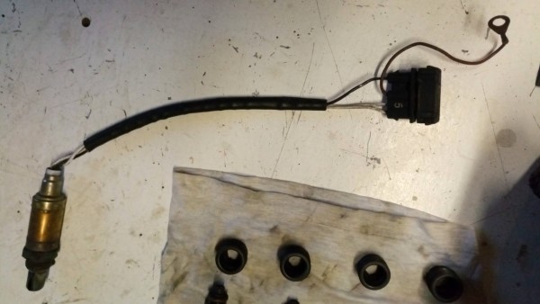 IMG_20210820_204413_9.jpg (149.13 Kio) Vu 3785 fois La sonde lambda démontée sans mal