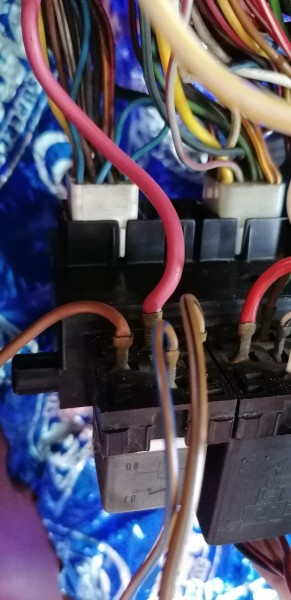 IMG_20220707_154008.jpg (175.81 Kio) Vu 1504 fois Est ce que ce rouge que j'ai mis là est à sa bonne place?