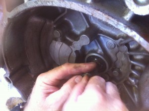 joint d'arbre de boîte 012.jpg