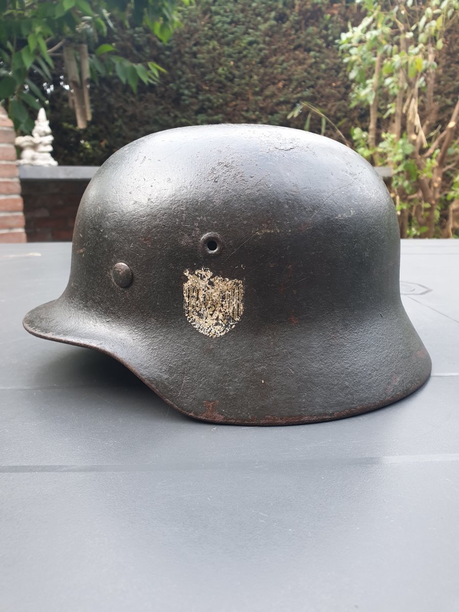 piochage d'infos et identification casque allemand seconde guerre mondiale. 2